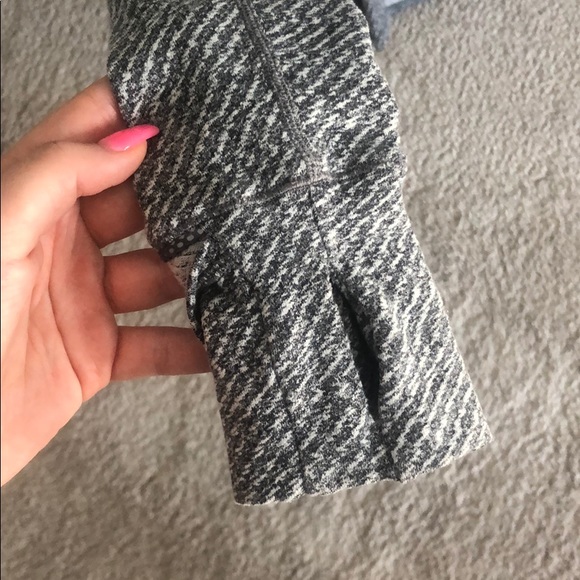 lululemon quarter zip - Picture 3 of 4